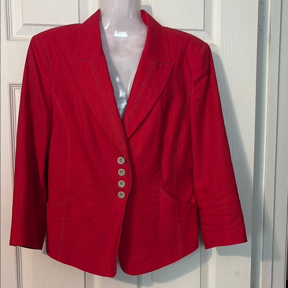 Red Structured Blazer With Classic Lapels - image 1